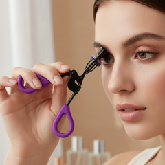 Black Eyelash Curler