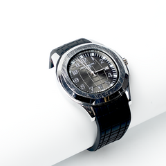 Classic Black Dial – Premium