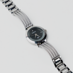 Elegant Silver Women’s Round Dial Bracelet Watch