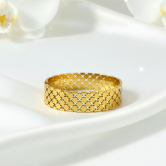 Golden Lattice Bracelate