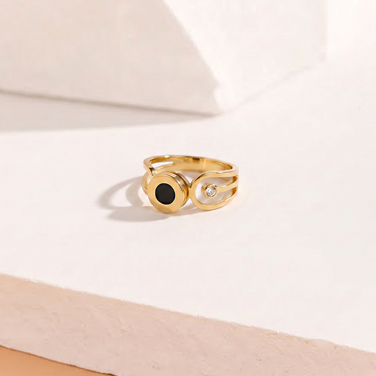 Onyx & Crystal Gold Ring