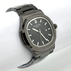Patek Philippe Nautilus – Dark Grey/Black Dial