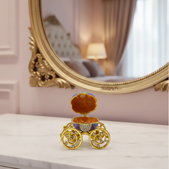 Royal Carriage Décor Accent