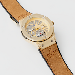Hublot – RoyalTime Gold Watch