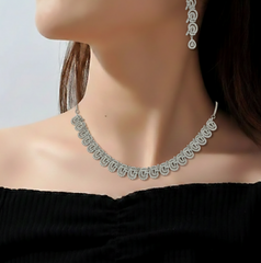 Scallop Pave Locket Set