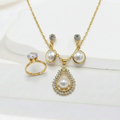 Tear drop Pearl Set