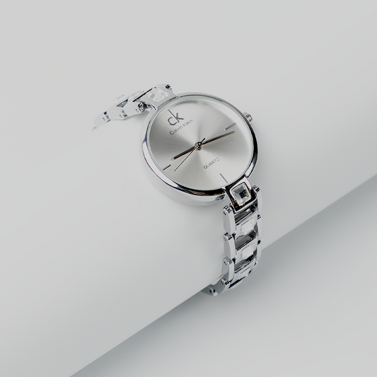 Women’s Silver Stainless Steel Bracelet Watch Pakistan