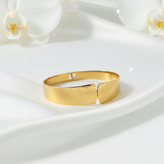 Luna Matte Gold Cuff