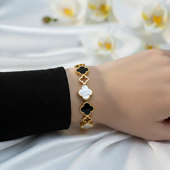 Elegant Clover Link Bracelet