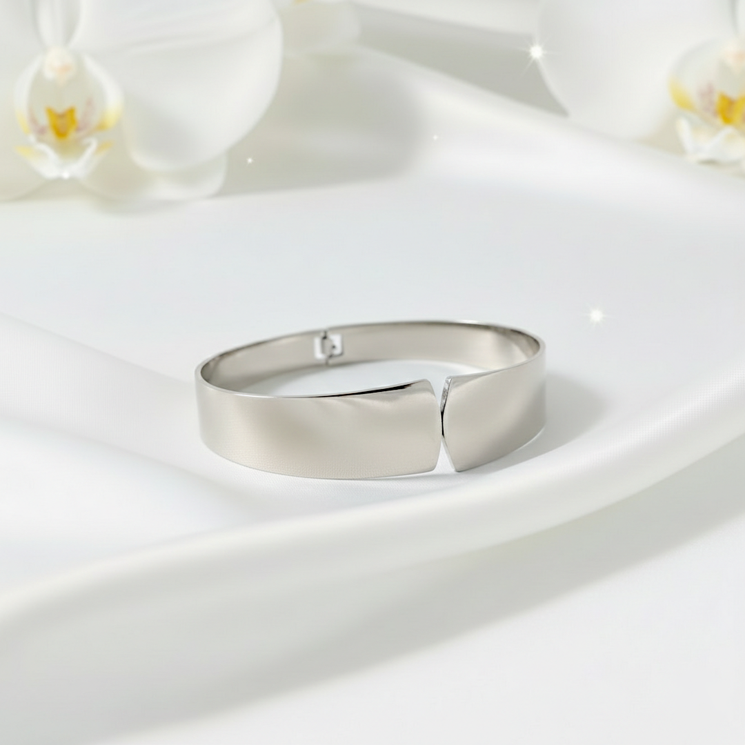 Luna Matte Silver Cuff