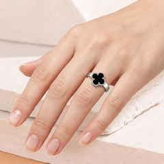 Black Carnelian Clover Ring