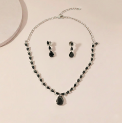 Black Teardrop Jewelry Set
