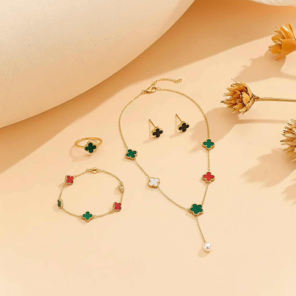 Clover Harmony Locket Set