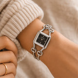Elegant Silver Vintage-Style Women’s Bracelet Watch