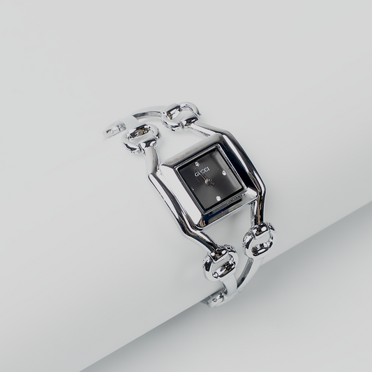 Elegant Silver Vintage-Style Women’s Bracelet Watch