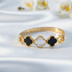 Elegant Clover Link Bracelet