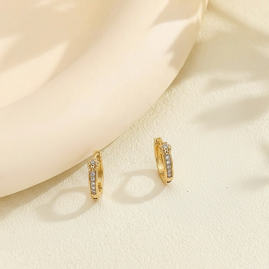 Flower Zirconia Huggies