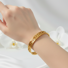 Gold Meander Bracelate