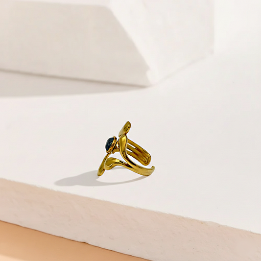 Gold Wavy Gemstone Ring