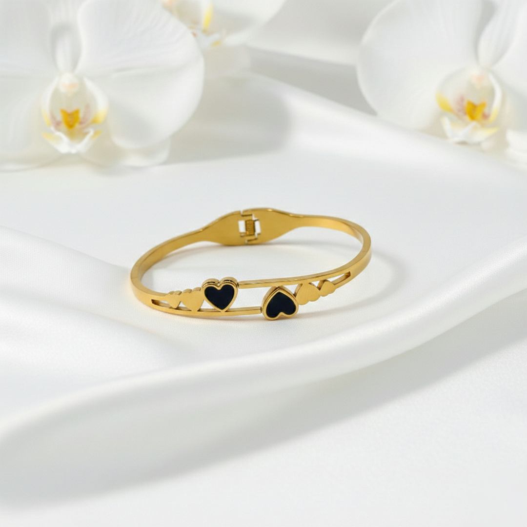 Golden Heart Bracelate