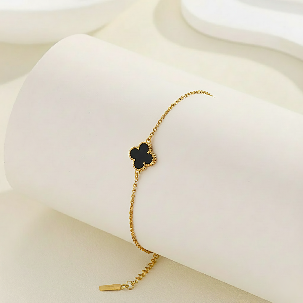 Golden Van Cleef Chain Bracelet