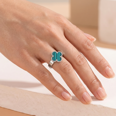 Green Carnelian Clover Ring