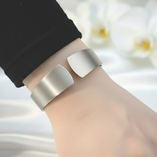 Luna Matte Silver Cuff