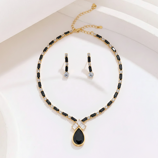 Onyx Teardrop Crystal Set