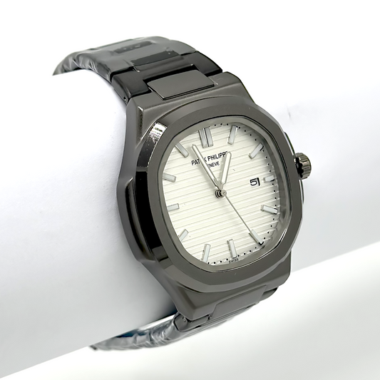 Patek Philippe Nautilus – Dark Grey/White Dial