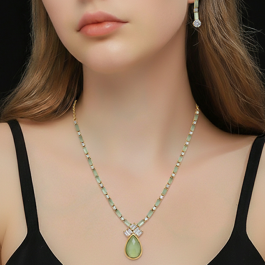 Peridot Teardrop Crystal Set