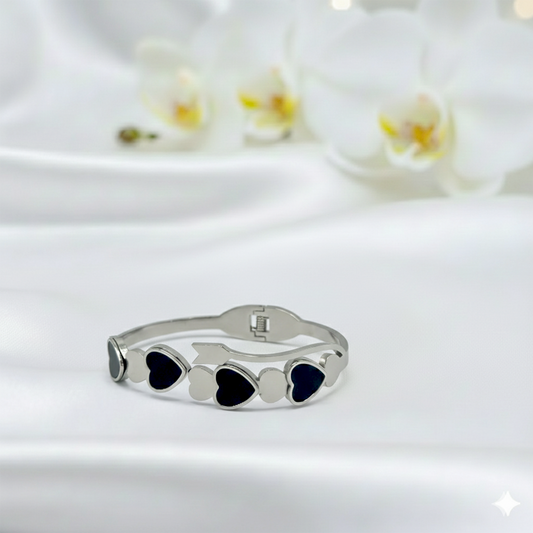 Silver Heart Braclate