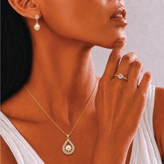 Tear drop Pearl Set
