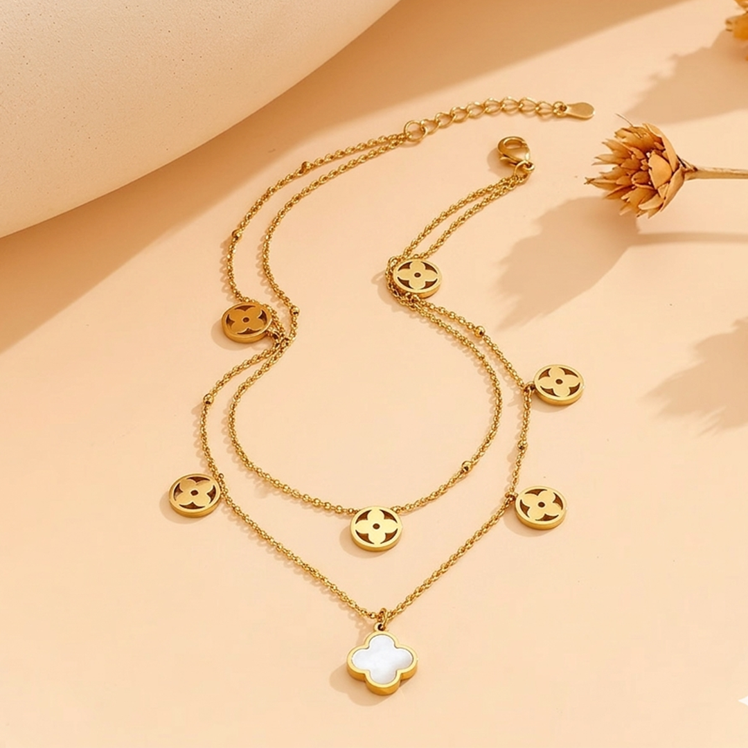 White Gold Clover Pendant